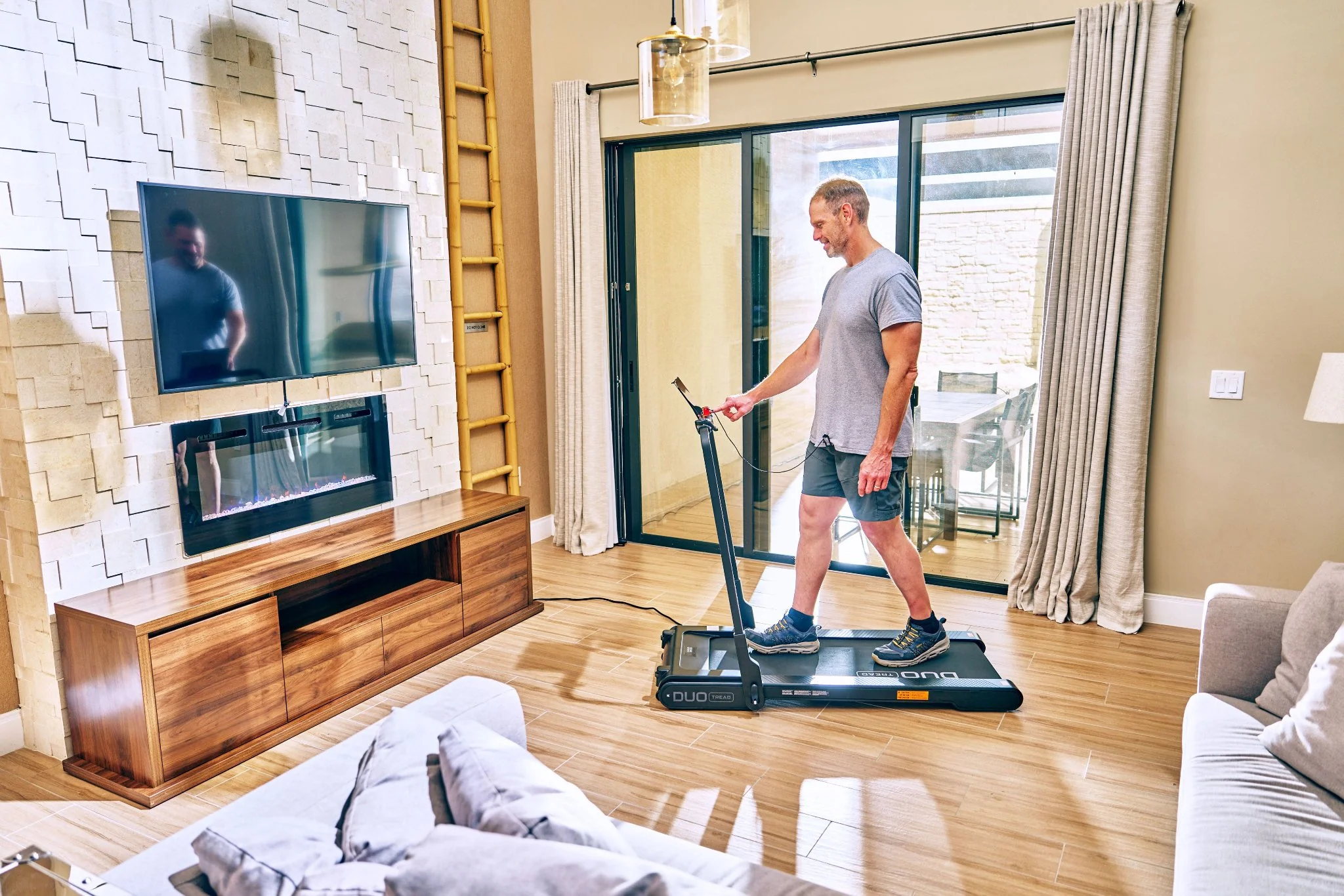 Echelon DuoTread™ 2-in-1 Walking & Running Treadmill 6 Echelon DuoTread™ 2-in-1 Walking & Running Treadmill